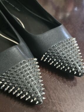 Design Concept Studio Black Studded Pointed Toe Women's Flats